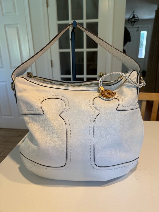 Tory Burch Handbags - Tory Burch 🎈SOLD🎈